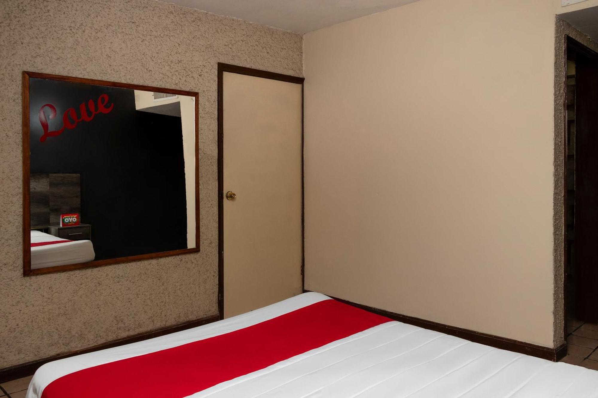 Oyo Hotel Real Del Sur, Estadio ชิฮวาฮวา ภายนอก รูปภาพ
